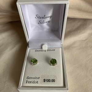 Genuine Peridot stones set in Sterling Silver✨
